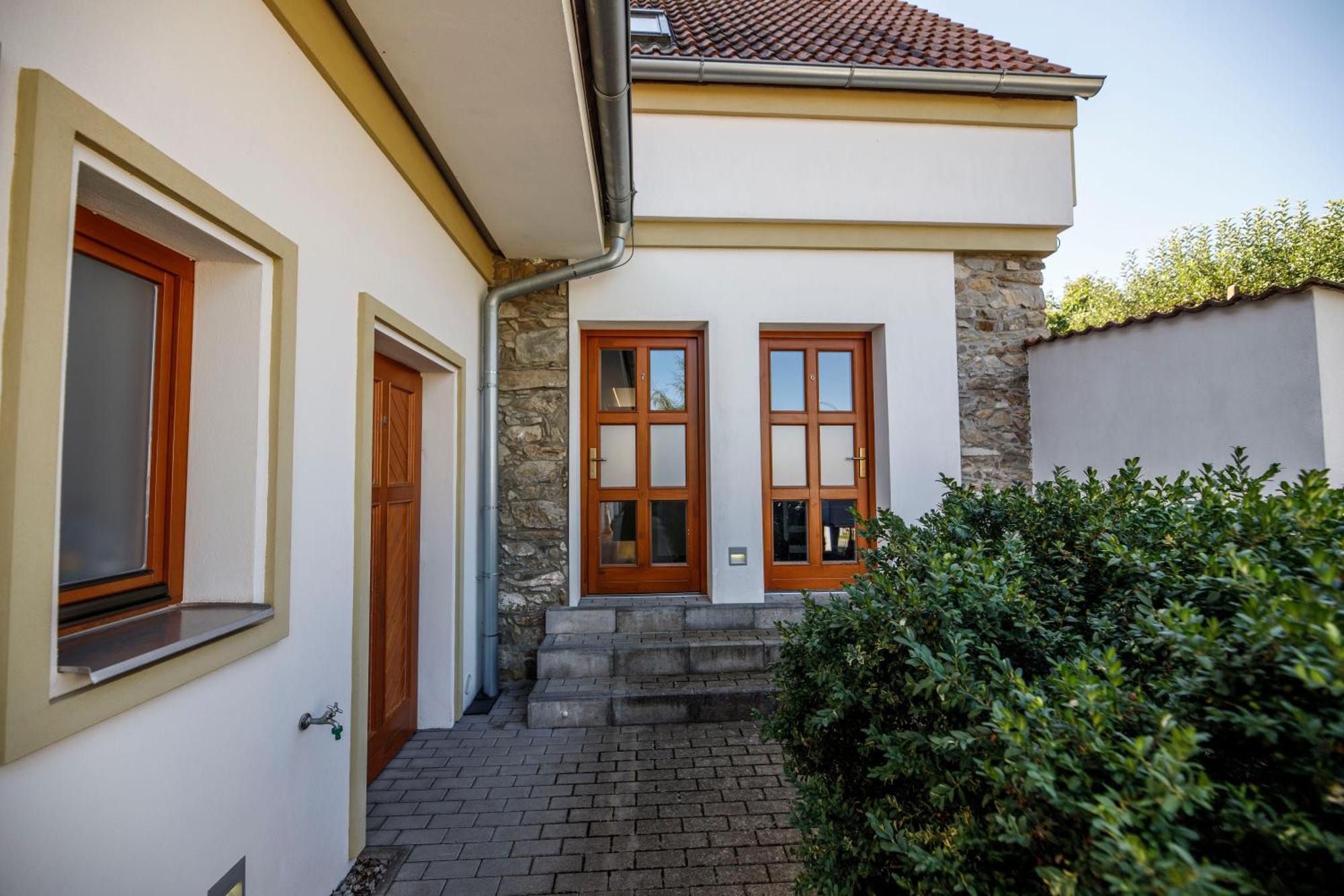 Penzion Blanský Les Dubné Extérieur photo