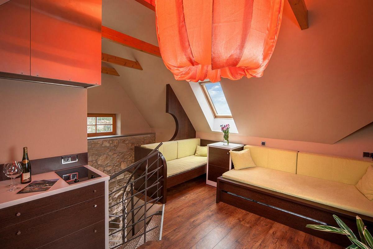 Penzion Blanský Les Dubné Extérieur photo